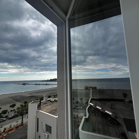 Miramar 4* Shëngjin