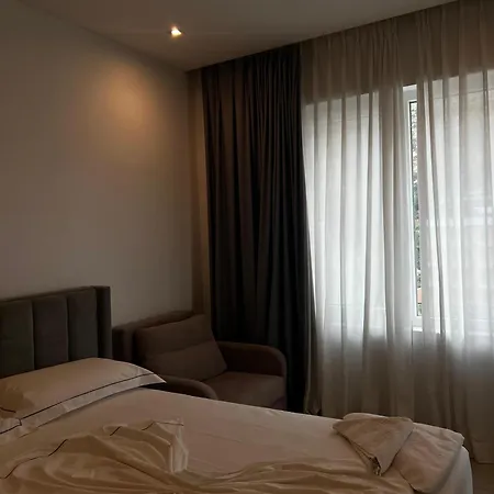 Hotell Miramar Shëngjin