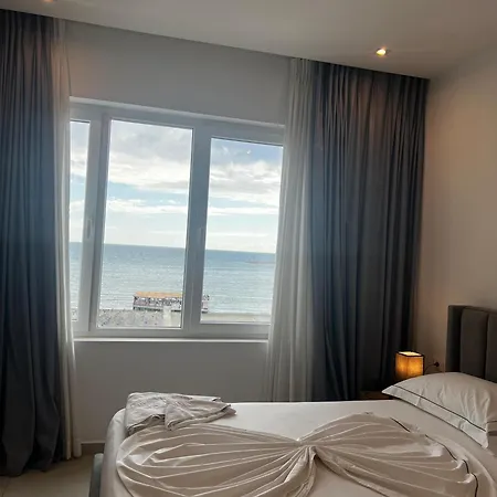Miramar Hotel