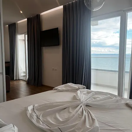 Miramar 4* Shëngjin