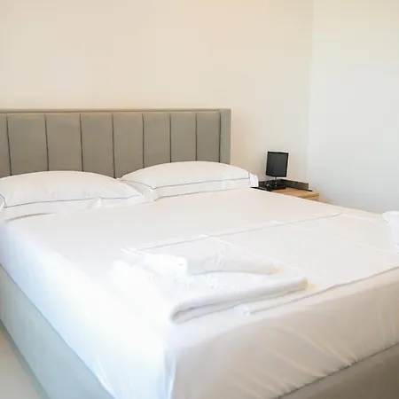 Miramar Hotel