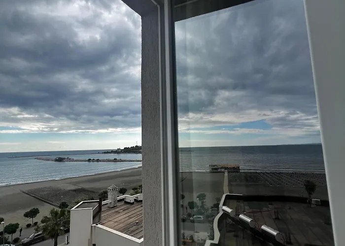 Miramar 4* Shëngjin